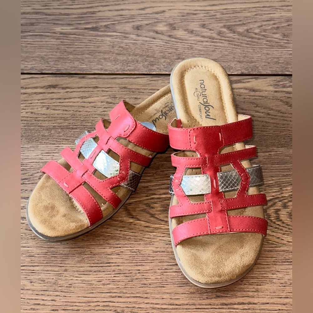 Natural Soul Comfort Sandals Joliet Red Silver Slip On Strappy Size 7